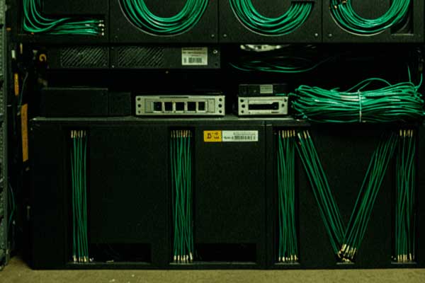 Локальные LLM на серверах заказчика